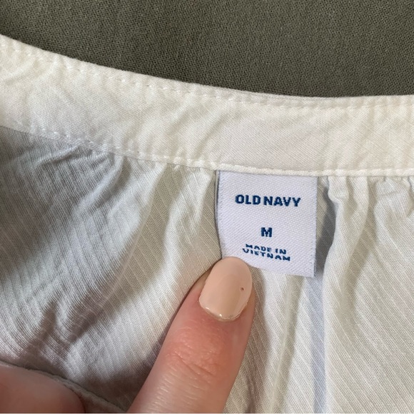 White button up t shirt blouse - Picture 3 of 3